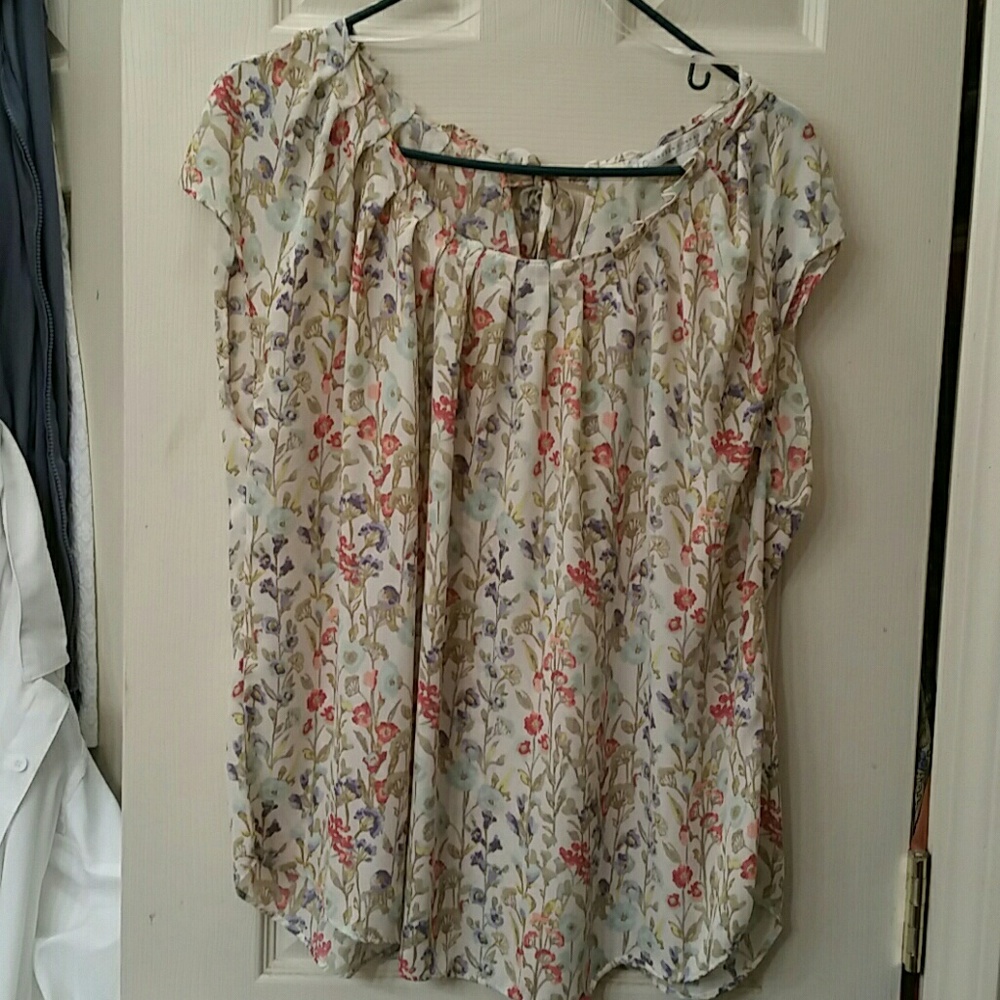 Lauren Conrad blouse